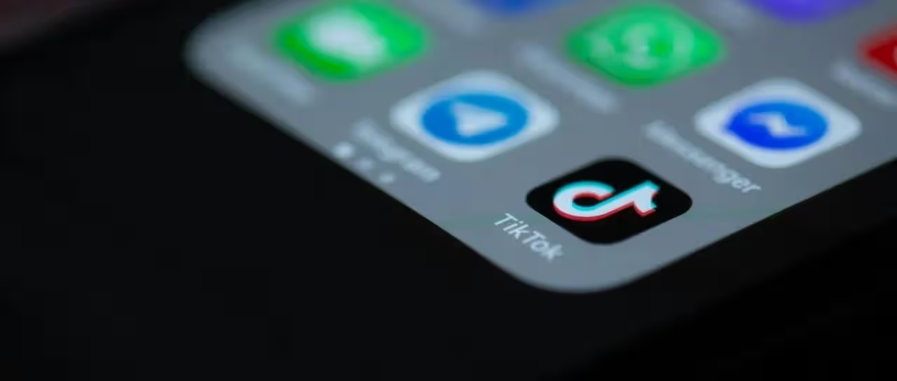 从“打标签”到“算行为”:抖音推荐系统的进化逻辑(附打分算法深度解析)