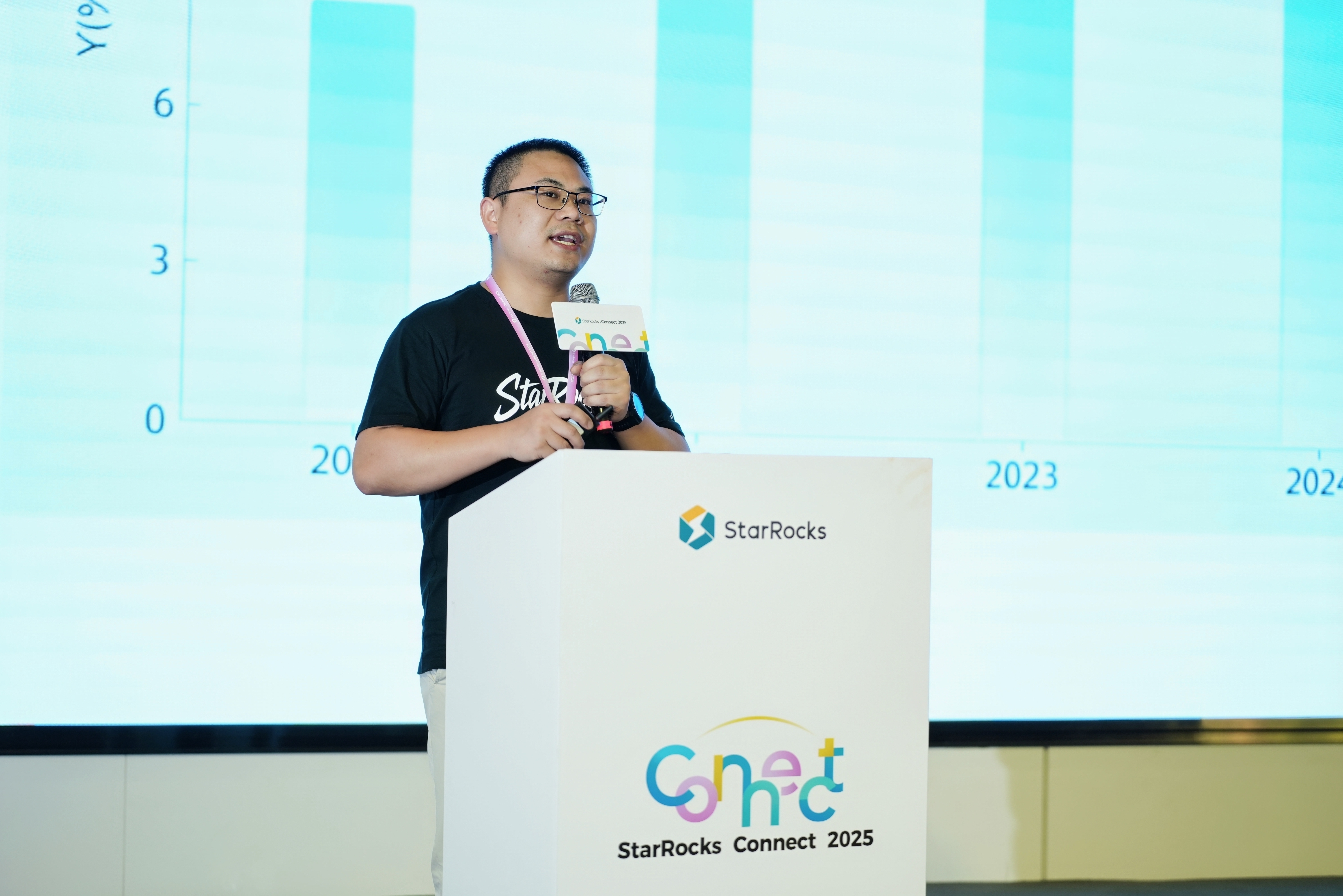 中国企业出海新征程:数据基础设施如何成为全球化竞争的关键变量