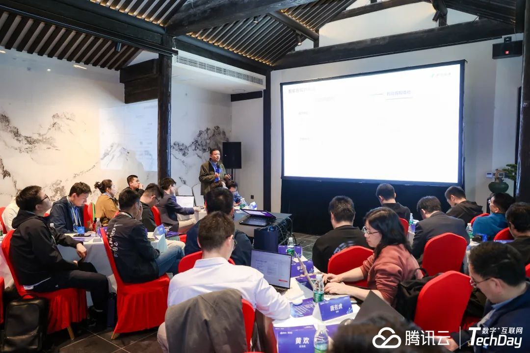天润融通开启AI Agent新时代,引领客户服务智能化升级