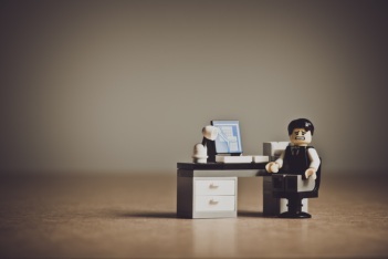 https://static001.geekbang.org/infoq/b8/b8439b89e4c25817ced5a8be54ac9f20.jpeg?x-oss-process=image/resize,w_416,h_234