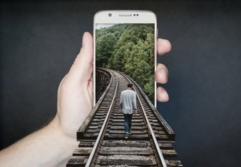 https://static001.geekbang.org/infoq/be/be31af07bed9c7e336a823b1f5aab341.jpeg?x-oss-process=image%2Fresize%2Cw_416%2Ch_234